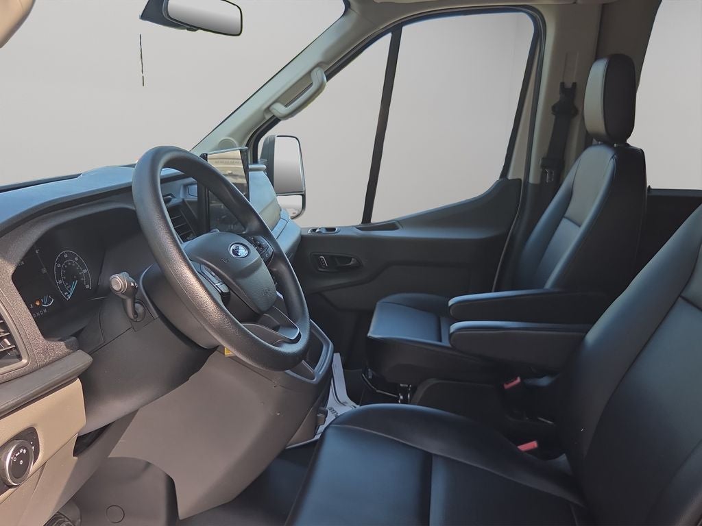 2025 Ford Transit-350 XL