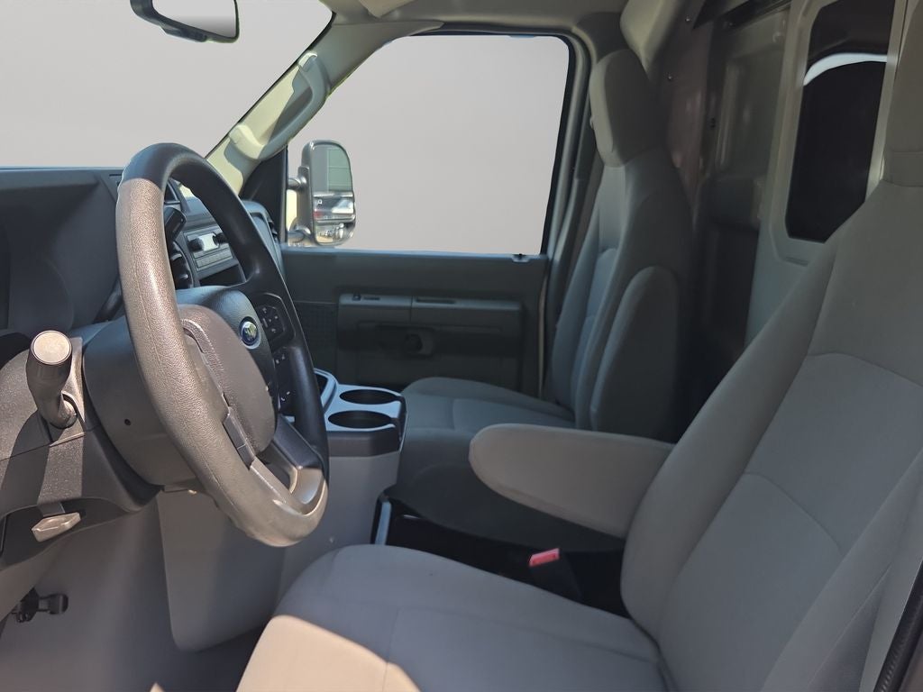 2024 Ford E-450SD Base DRW
