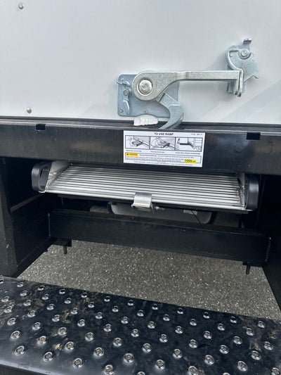 2027 Ford E-450SD Base DRW