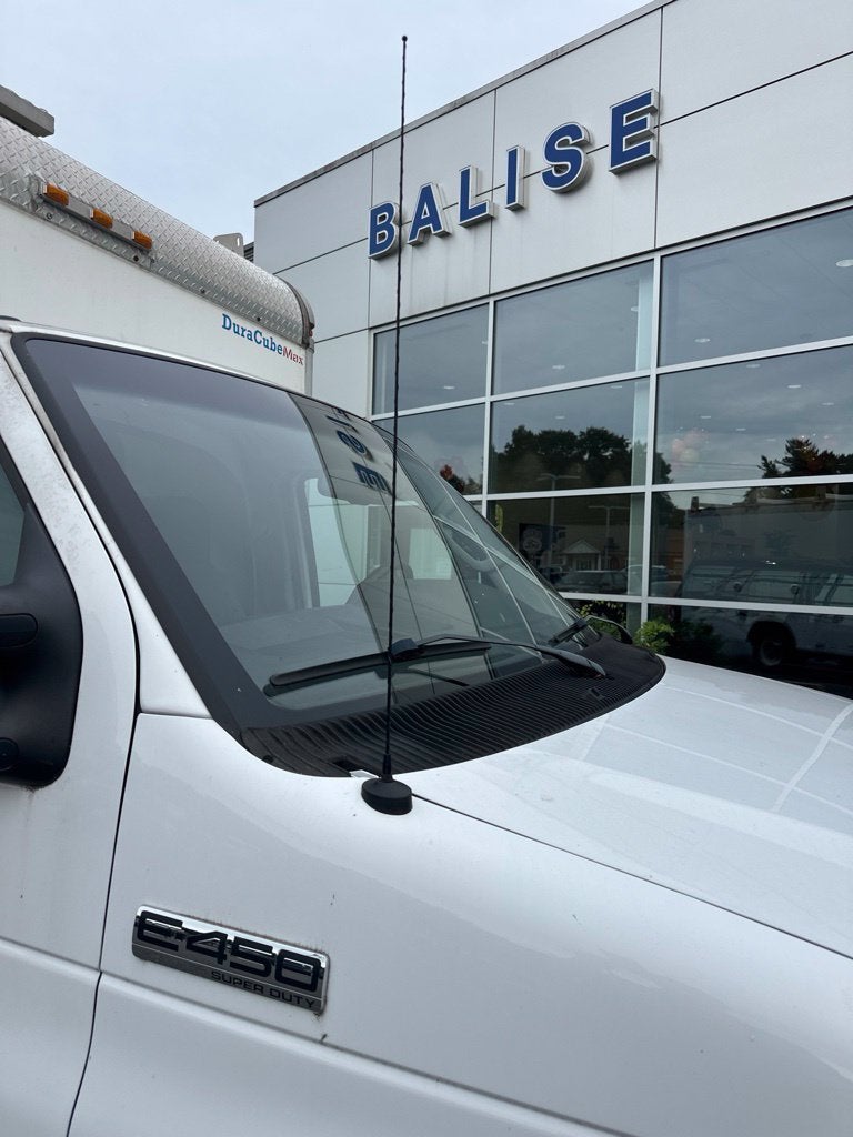 2016 Ford E-450SD Base DRW