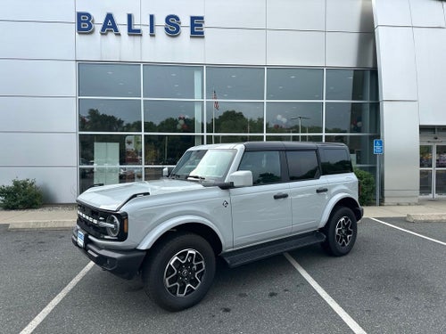 2026 Ford Bronco Outer Banks