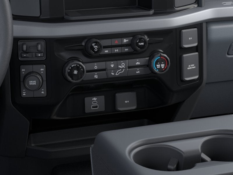 2026 Ford F-250SD XLT Transit