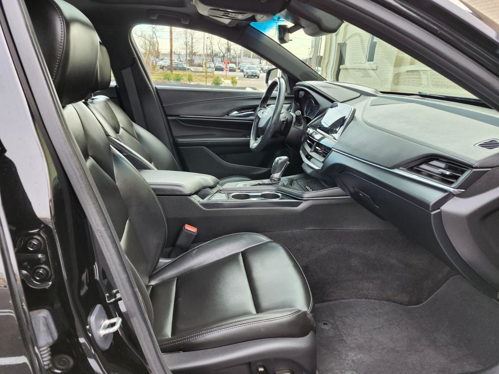 2023 Cadillac CT4 Luxury AWD