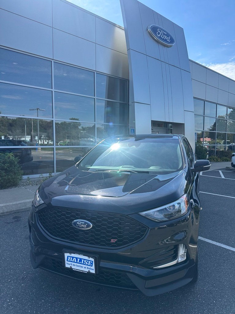 2019 Ford Edge ST