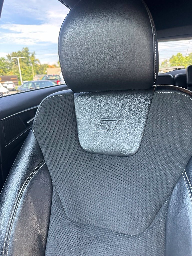 2019 Ford Edge ST