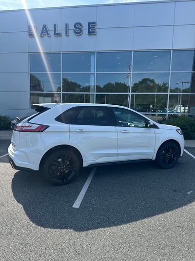 2023 Ford Edge ST