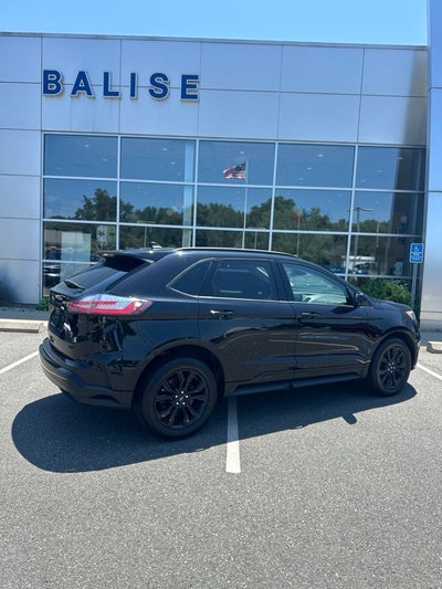 2022 Ford Edge SE