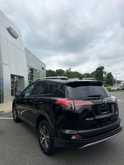 2017 Toyota RAV4 XLE