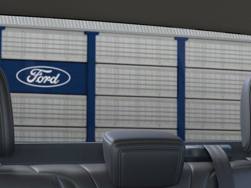2026 Ford Maverick Lobo Standard Transit