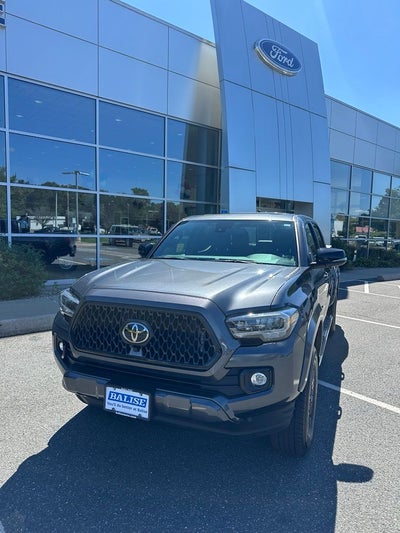 2023 Toyota Tacoma Limited V6
