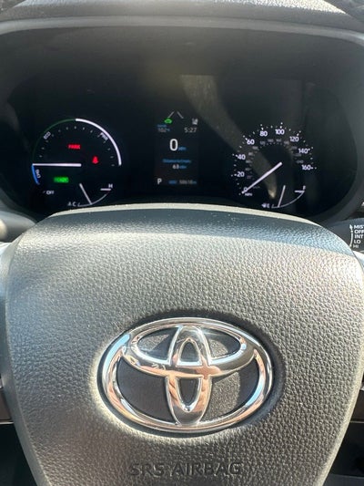 2023 Toyota Sienna XLE 8 Passenger