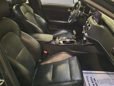 2022 Kia Stinger GT-Line