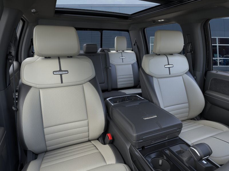 2025 Ford F-150 Lightning Platinum